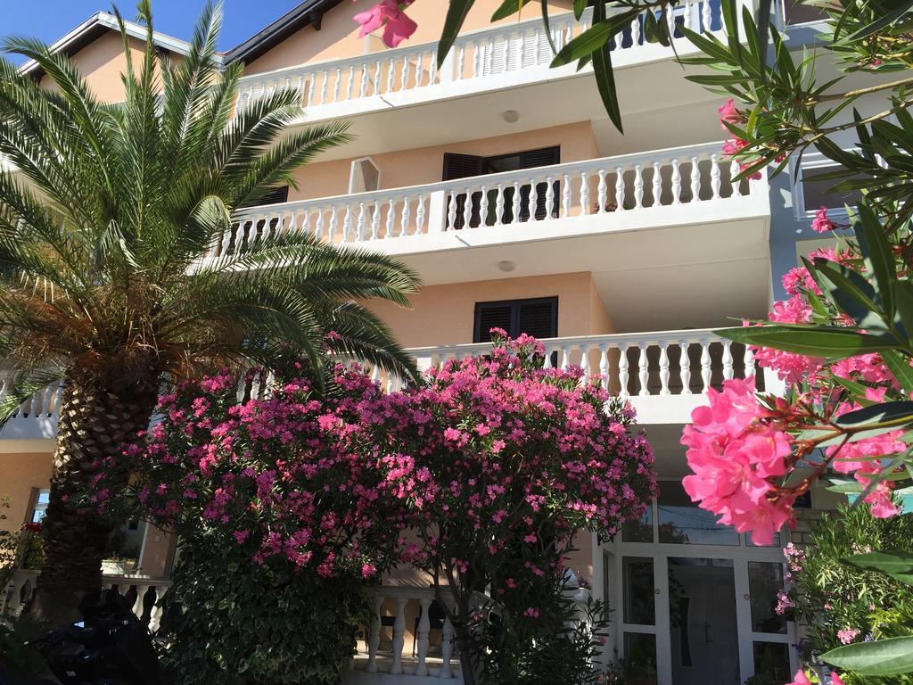 B&B Sidro Водице Екстериор снимка