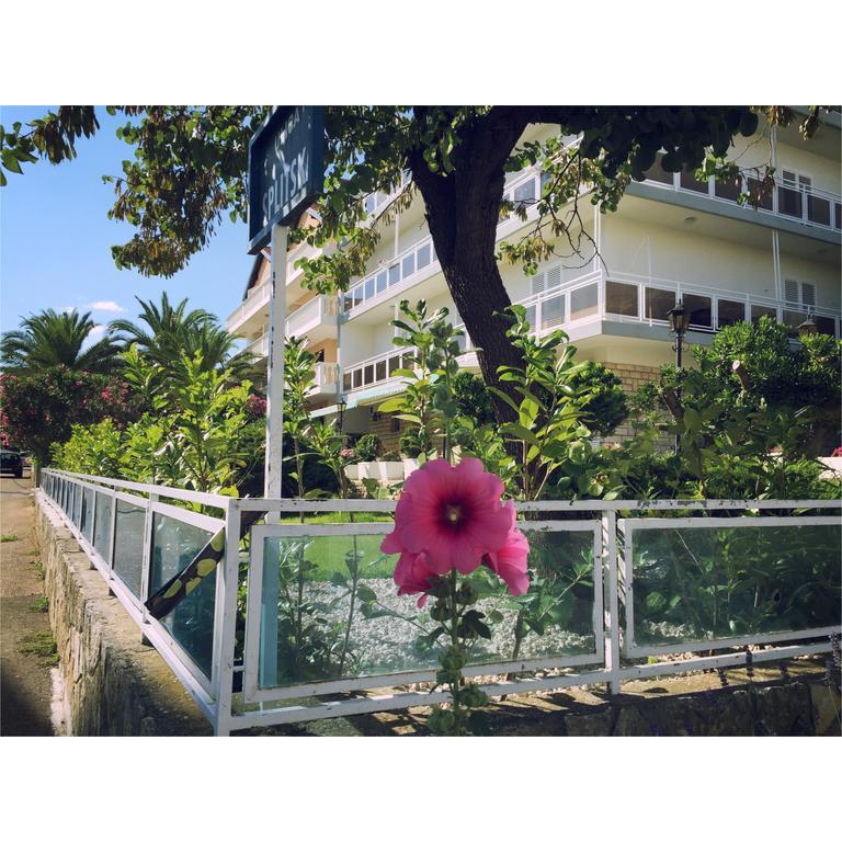 B&B Sidro Водице Екстериор снимка