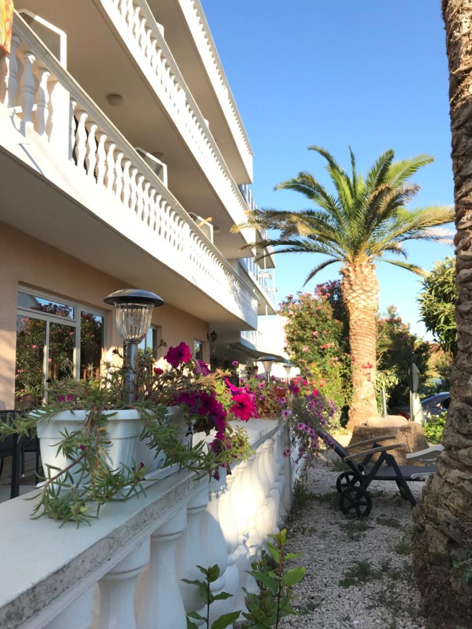 B&B Sidro Водице Екстериор снимка